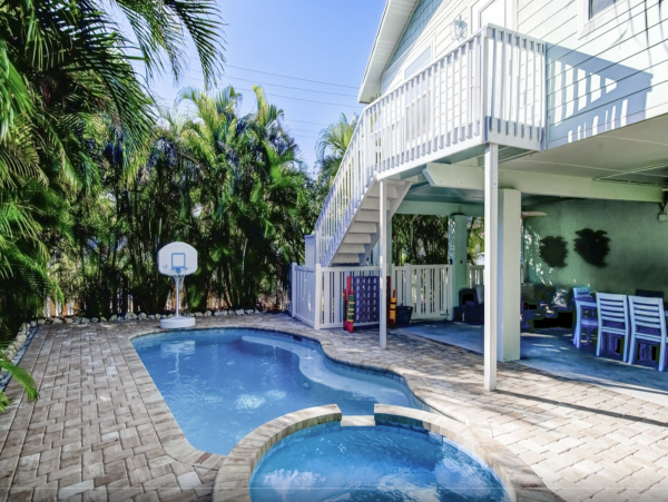 Bradenton Beach Four Bedroom Vacation Home with Pool & Spa